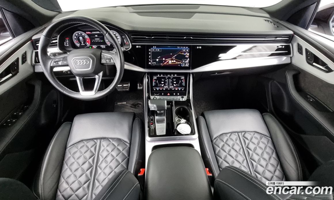 Audi Q8 55 TFSI Quattro Premium