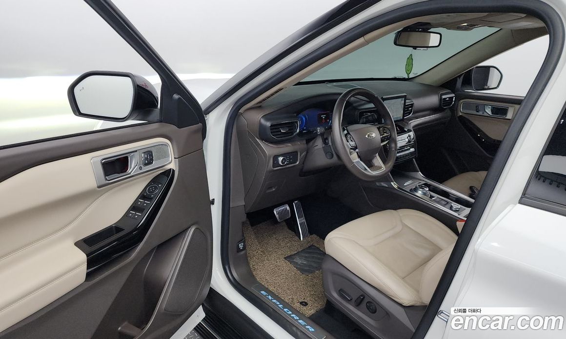 Ford Explorer 3.0 Platinum 4WD
