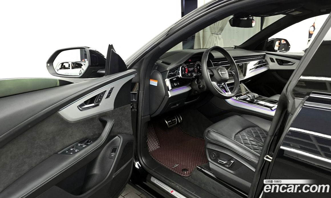 Audi Q8 55 TFSI Quattro Premium