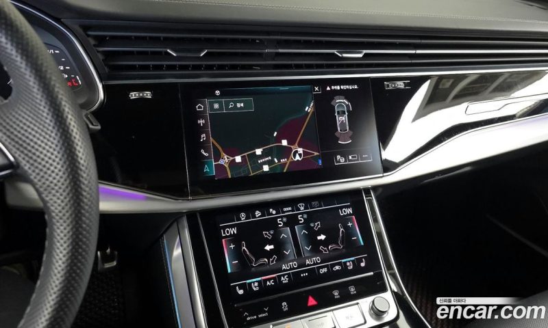 Audi Q8 55 TFSI Quattro Premium