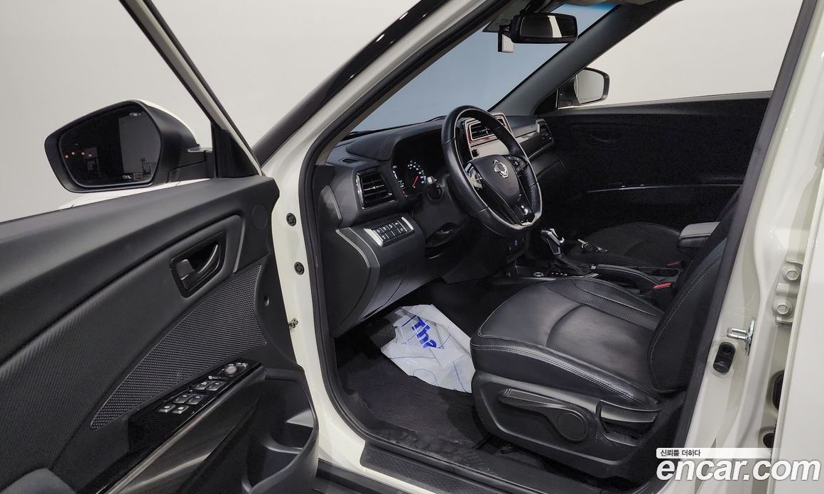 SsangYong Tivoli Gasoline 1.5 2WD