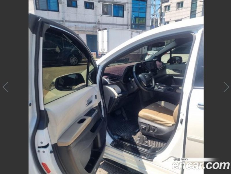 Toyota Sienna 2.5 Hybrid AWD