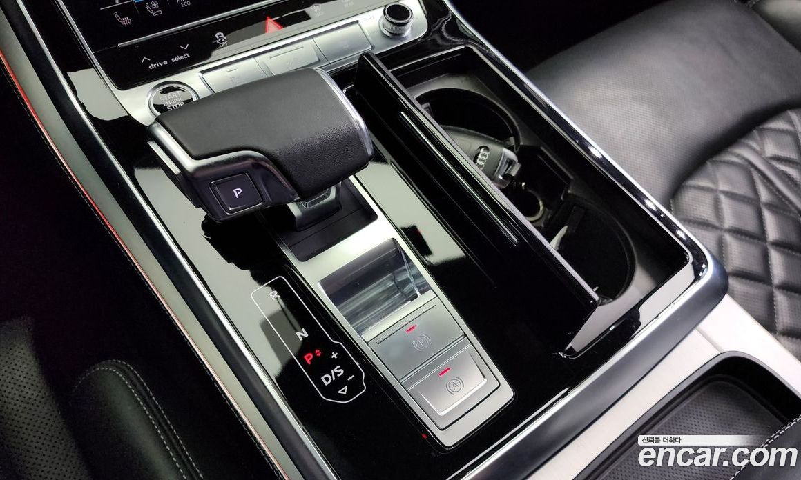 Audi Q8 55 TFSI Quattro Premium