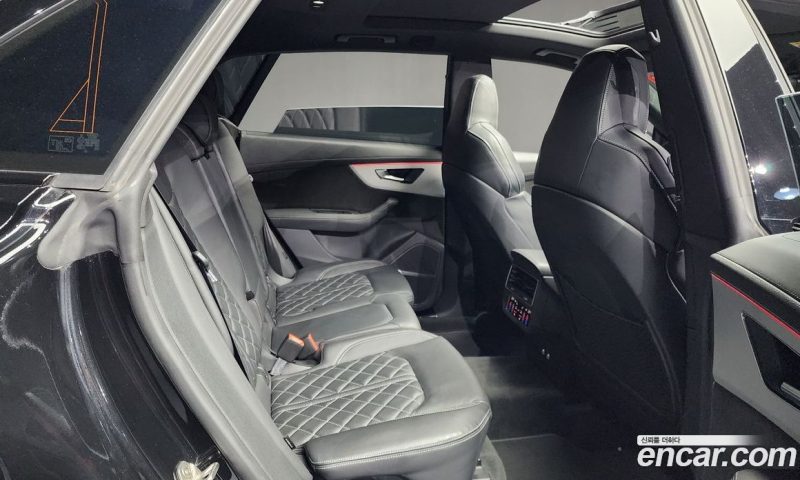 Audi Q8 55 TFSI Quattro Premium