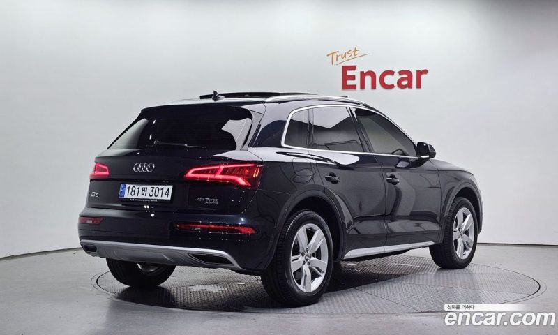 Audi Q5 45 TFSI Quattro Premium