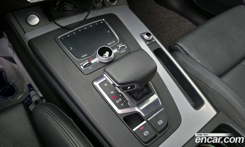Audi Q5 45 TFSI Quattro Premium