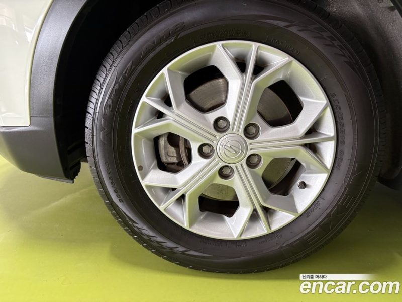 SsangYong Tivoli Gasoline 1.5 2WD