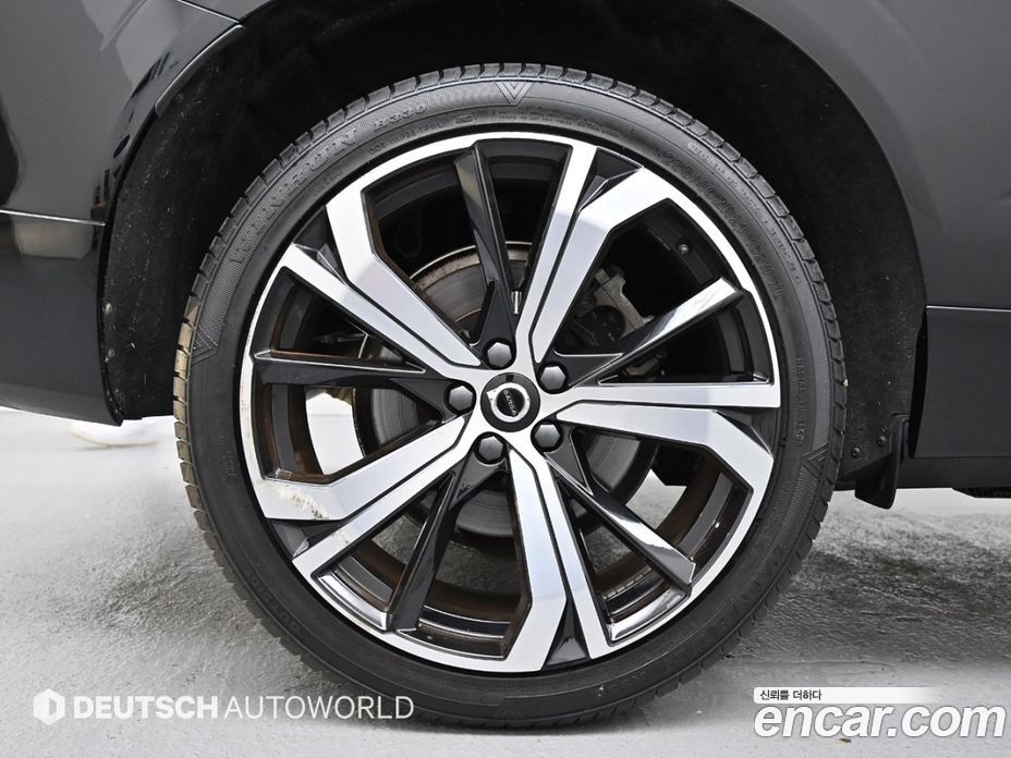 Volvo XC60 B6 R-Design