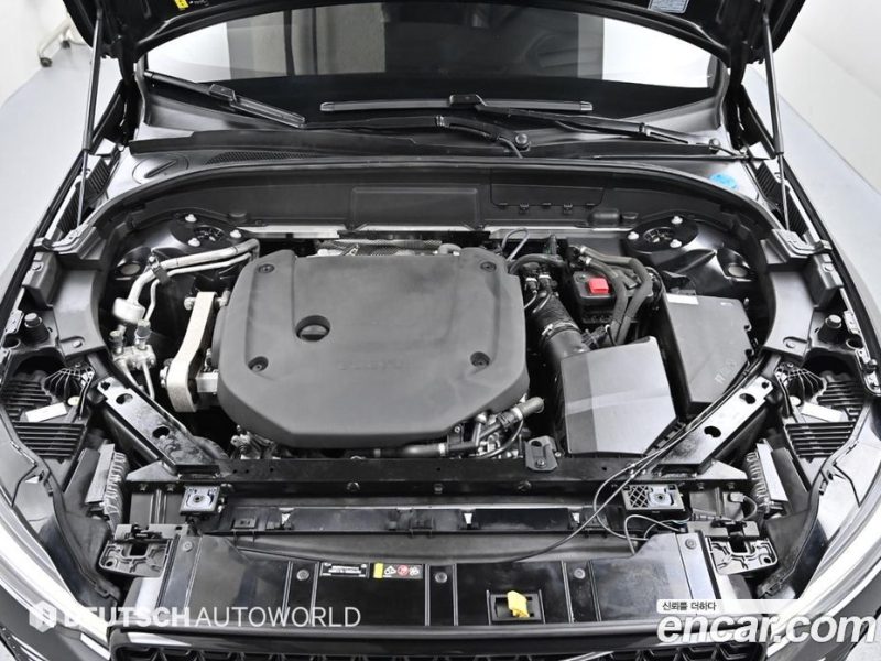 Volvo XC60 B6 R-Design