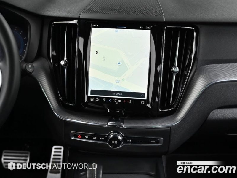 Volvo XC60 B6 R-Design