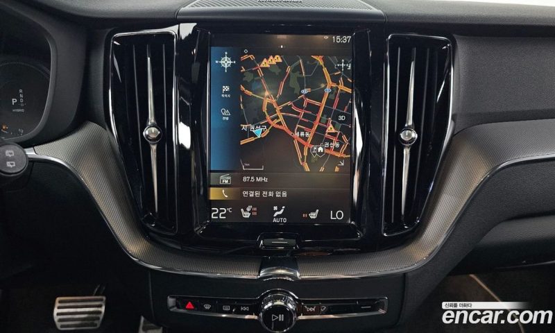 Volvo XC60 T8 R-Design