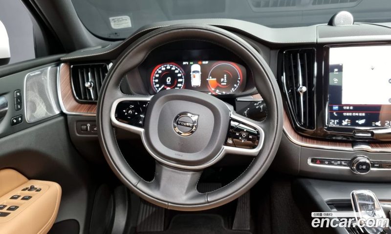 Volvo XC60 T8 Inscription