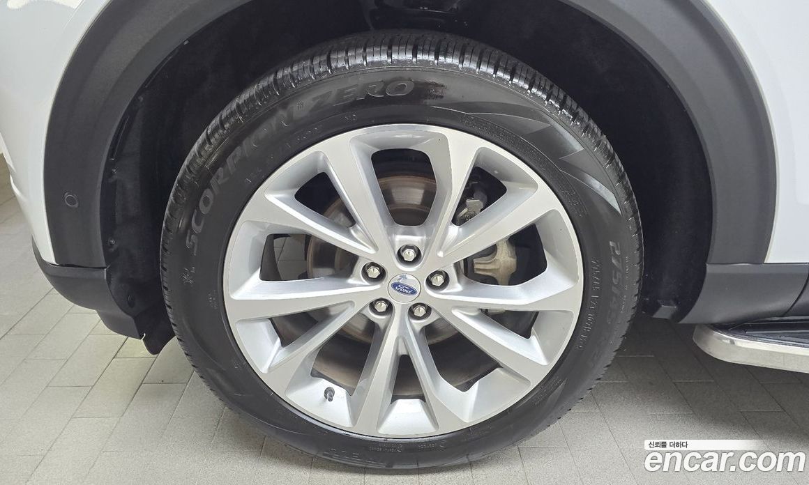 Ford Explorer 3.0 Platinum 4WD