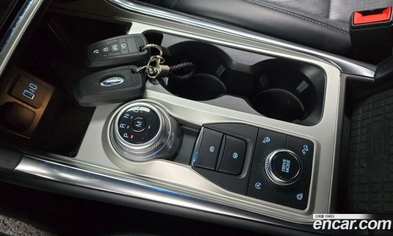 Ford Explorer 3.0 Platinum 4WD