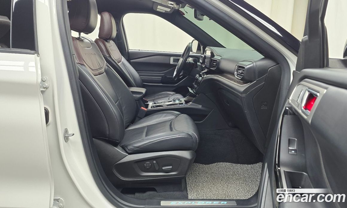 Ford Explorer 3.0 Platinum 4WD