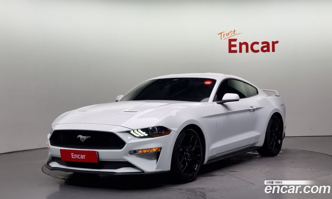 Ford Mustang Coupe