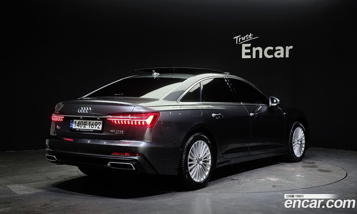 Audi A6 45 TFSI Quattro Premium