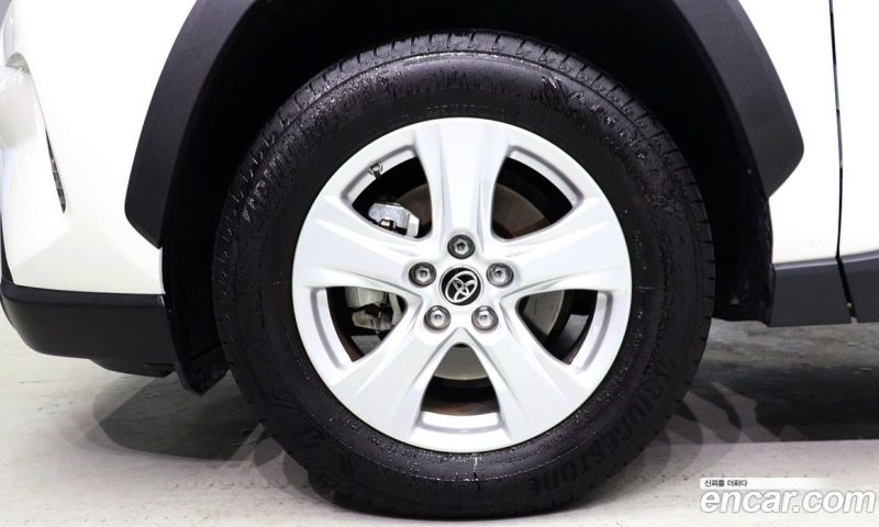 Toyota RAV4 2.5 2WD