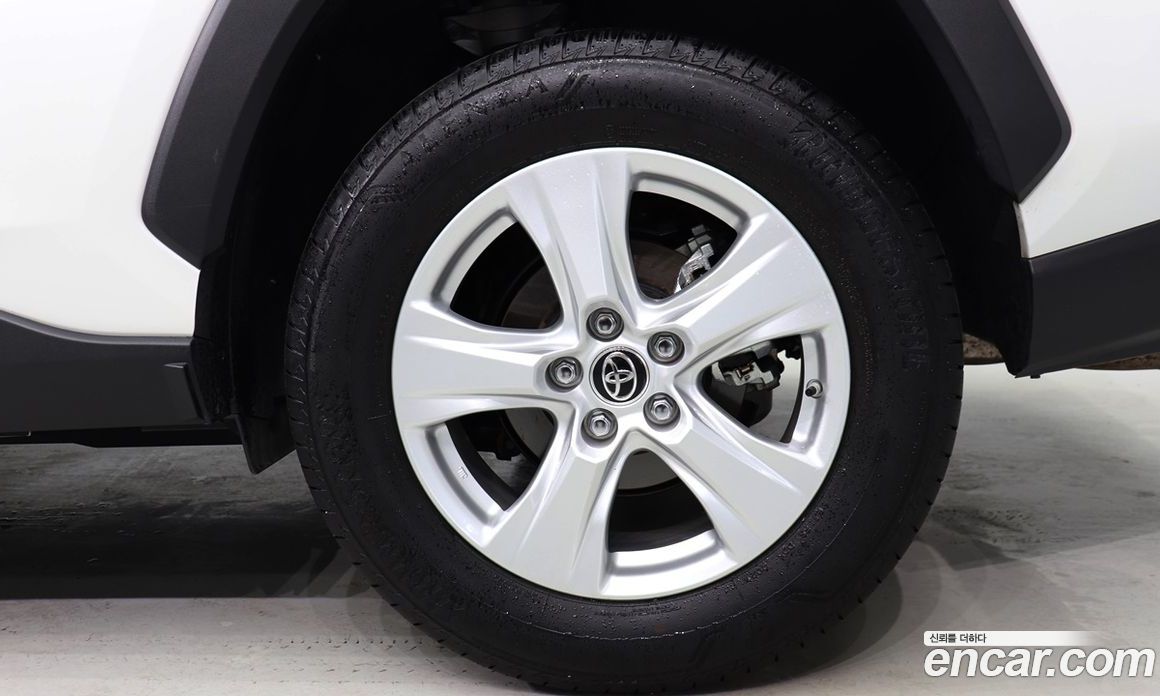 Toyota RAV4 2.5 2WD