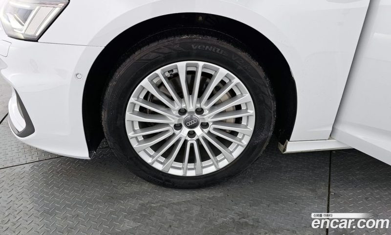 Audi A6 45 TFSI Quattro Premium