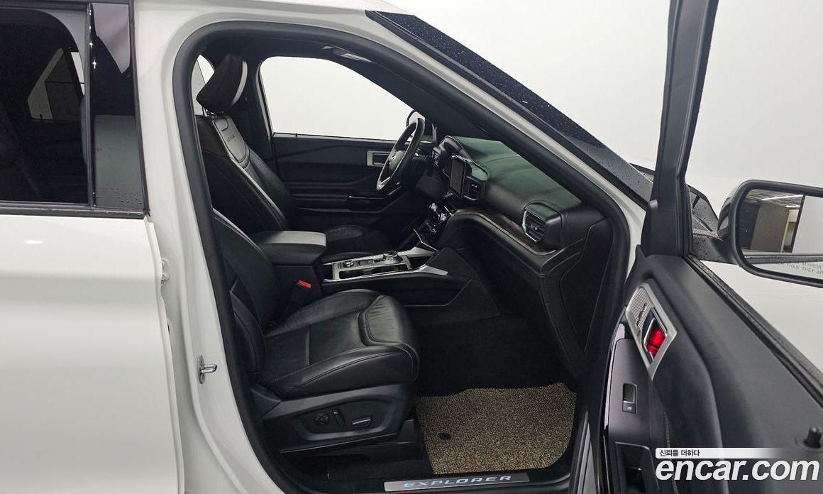 Ford Explorer 3.0 Platinum 4WD