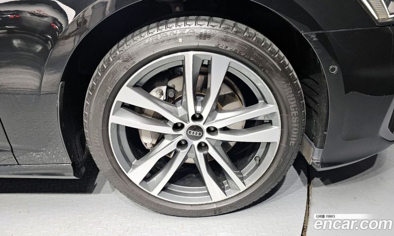 Audi A6 45 TFSI Premium