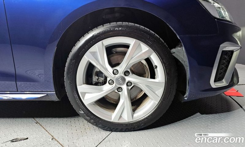 Audi A4 35 TDI Premium