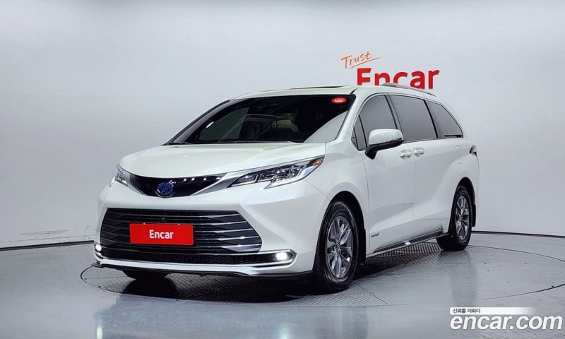 Toyota Sienna 2.5 Hybrid AWD