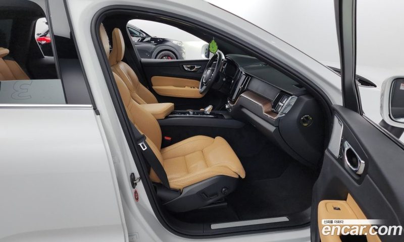 Volvo XC60 B5 Inscription