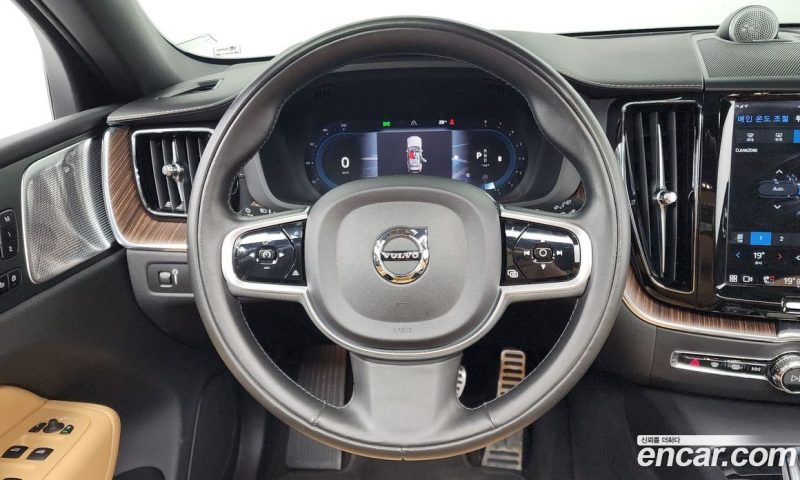 Volvo XC60 B5 Inscription