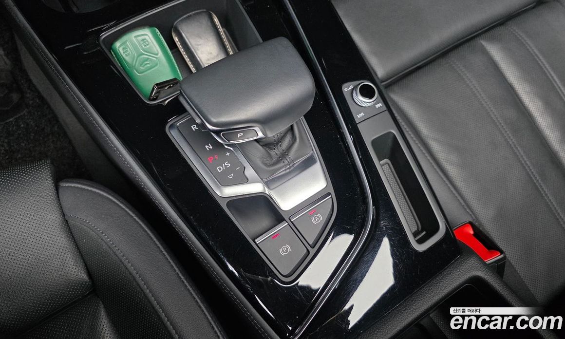 Audi A4 45 TFSI Quattro Premium