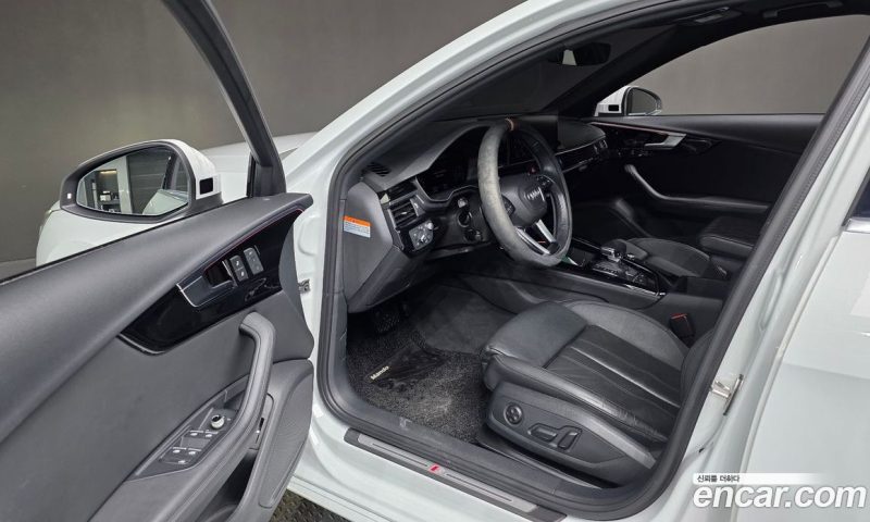 Audi A4 45 TFSI Quattro Premium