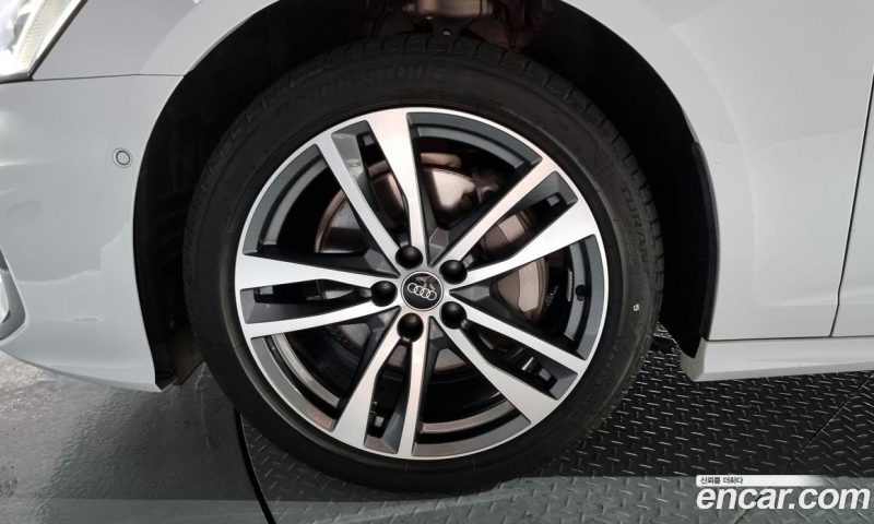 Audi A6 45 TFSI Premium