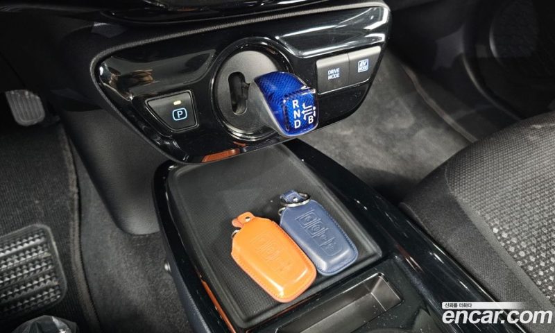 Toyota Prius 1.8 E