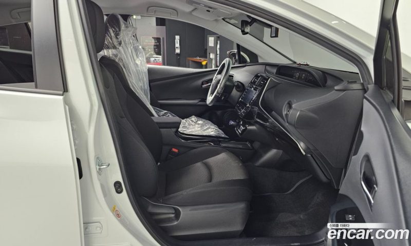 Toyota Prius 1.8 E