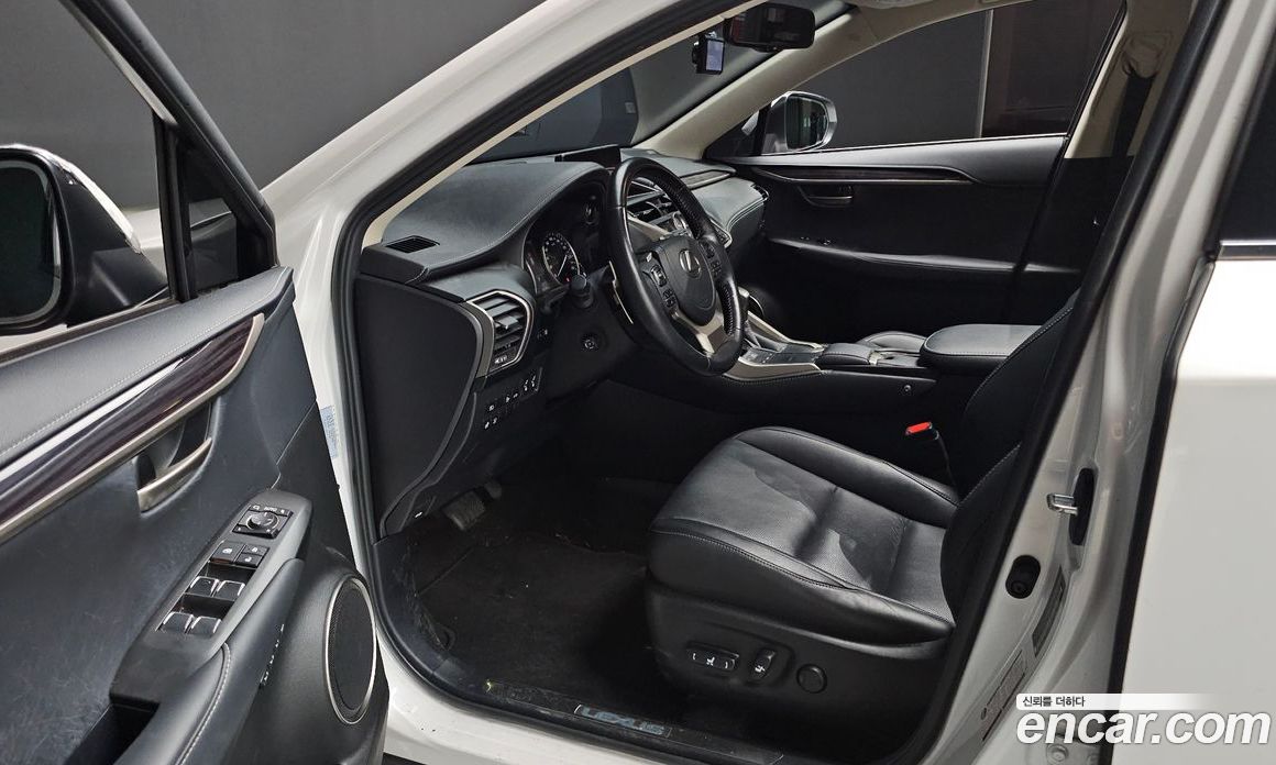 Lexus NX Executive