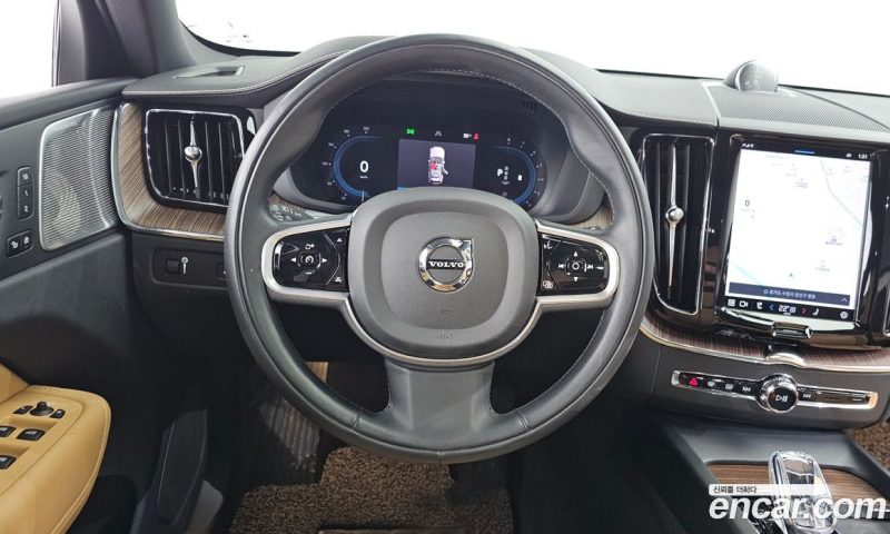 Volvo XC60 B5 Inscription