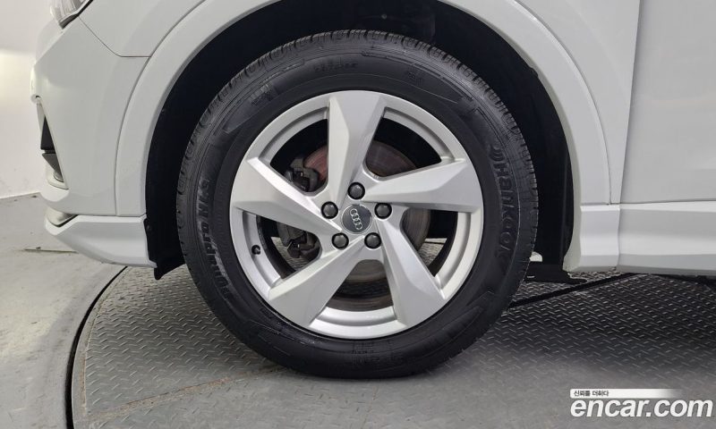 Audi Q3 35 TDI Premium