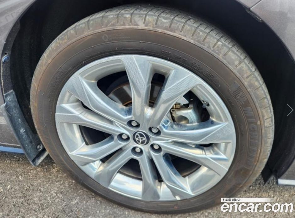 Toyota Sienna 2.5 Hybrid 2WD