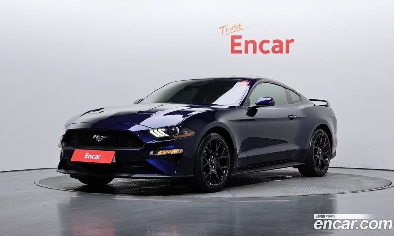 Ford Mustang Coupe