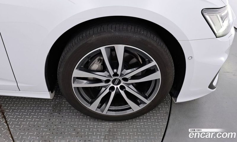 Audi A6 45 TFSI Premium
