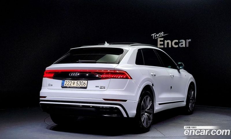 Audi Q8 55 TFSI Quattro Premium