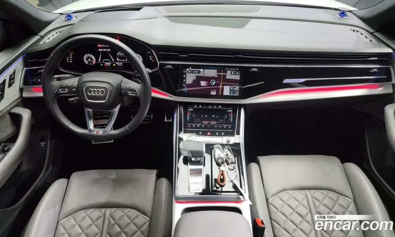 Audi Q8 55 TFSI Quattro Premium