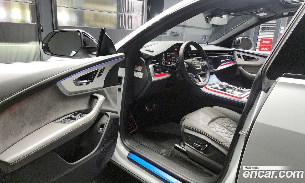 Audi Q8 55 TFSI Quattro Premium