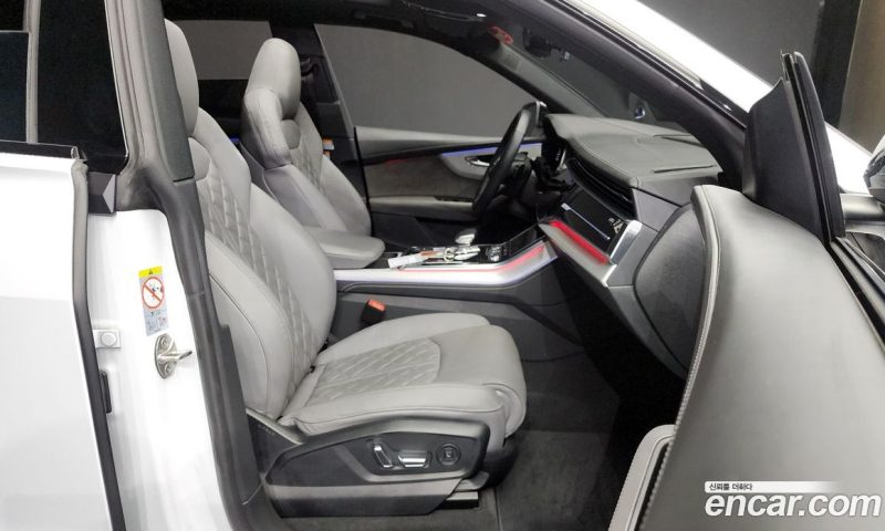 Audi Q8 55 TFSI Quattro Premium