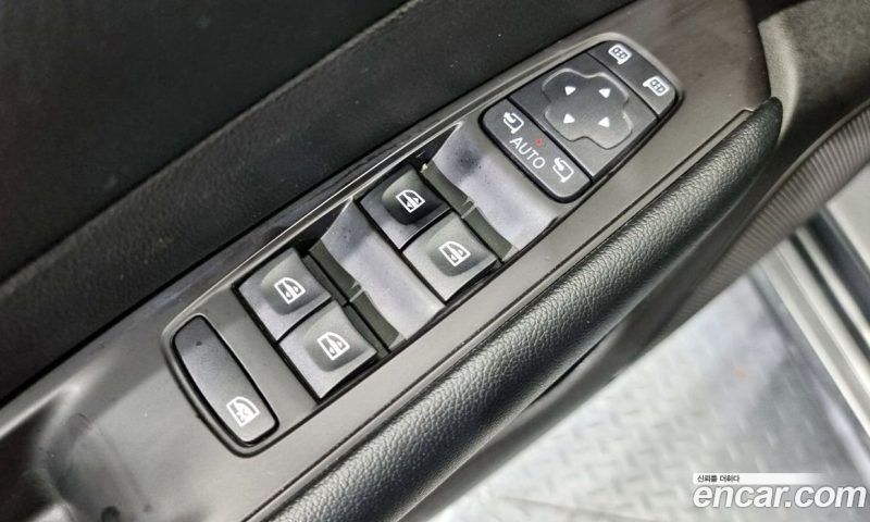Renault Korea SM6 2.0 GDe SE