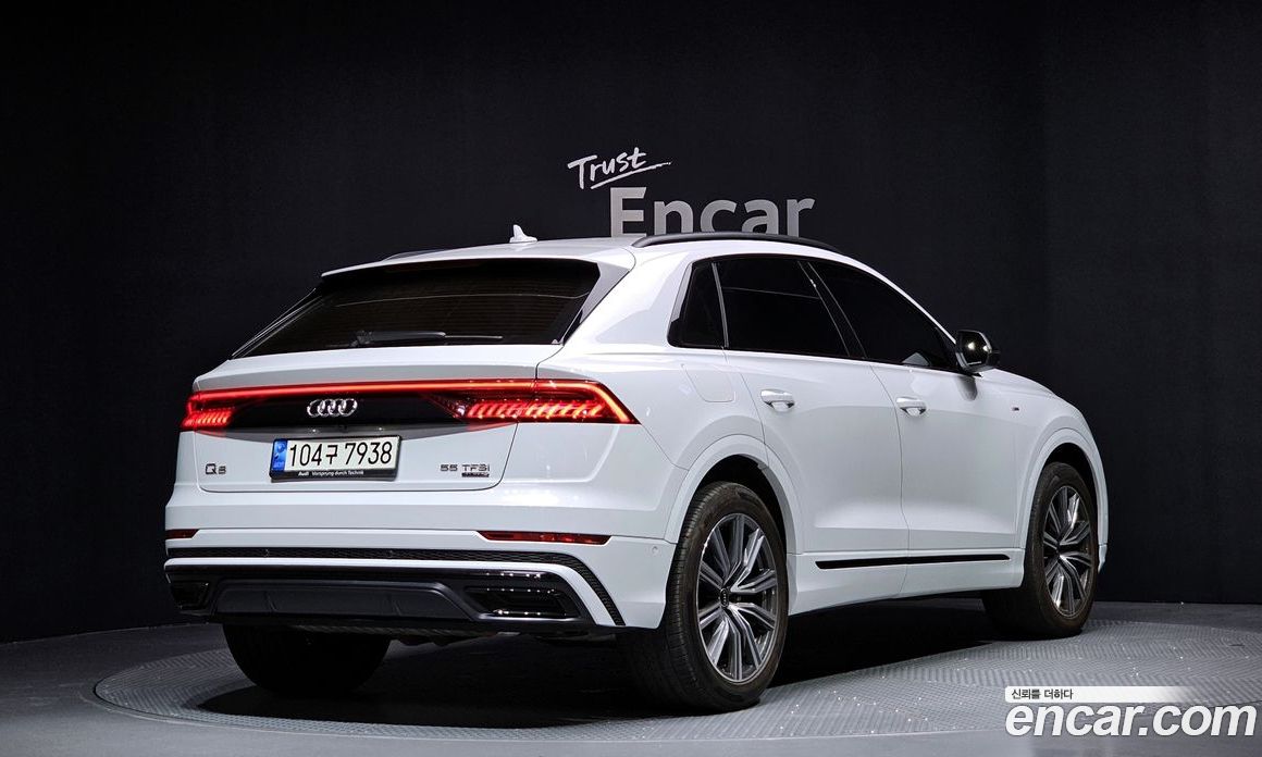 Audi Q8 55 TFSI Quattro Premium