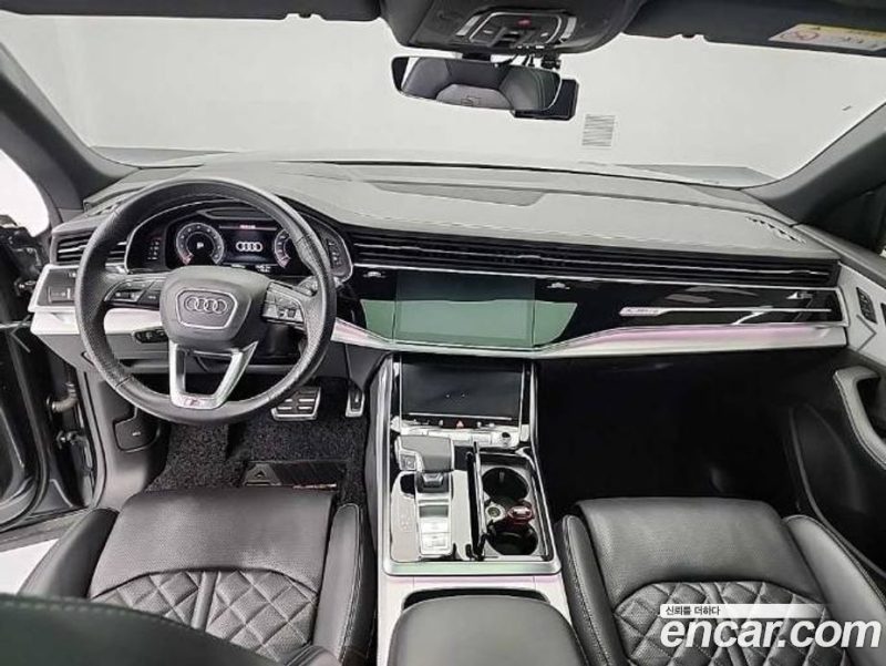 Audi Q8 55 TFSI Quattro Premium