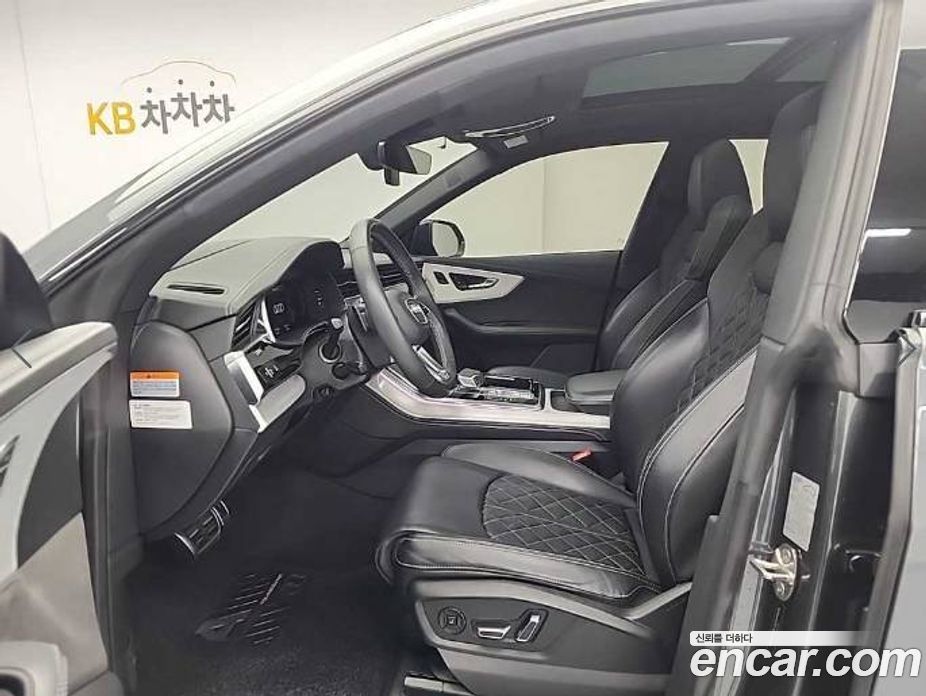 Audi Q8 55 TFSI Quattro Premium