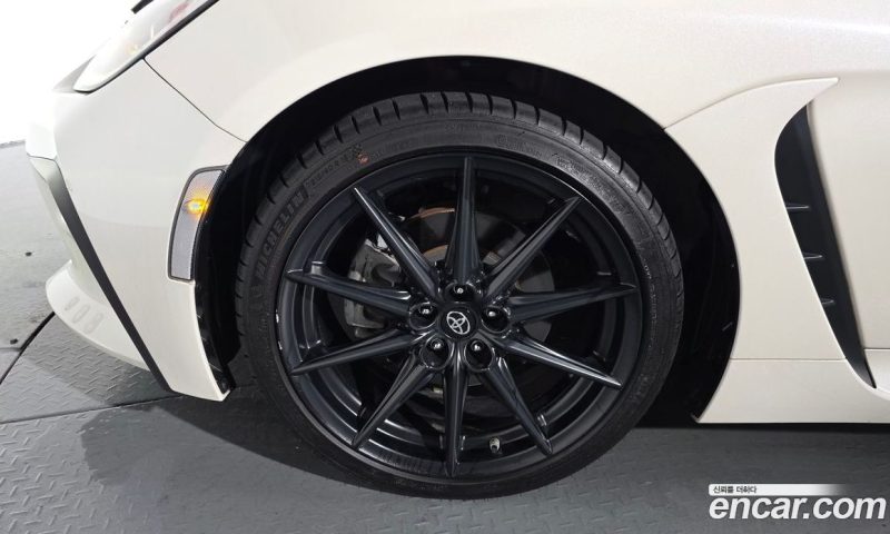 Toyota 86 2.4 Standard